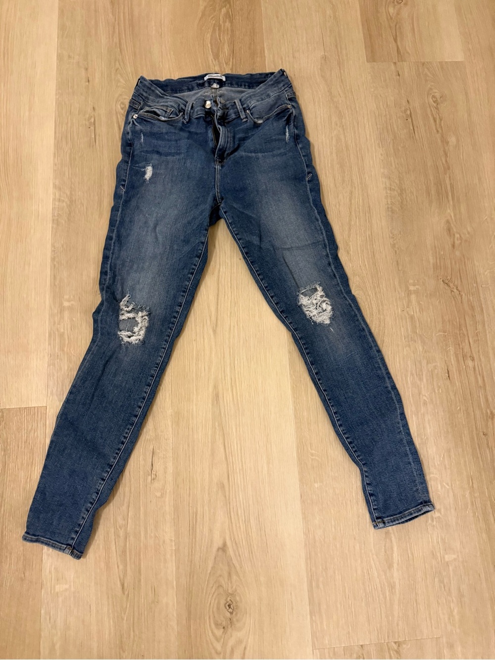 Women's Distressed Dark Blue Skinny Jeans good American
